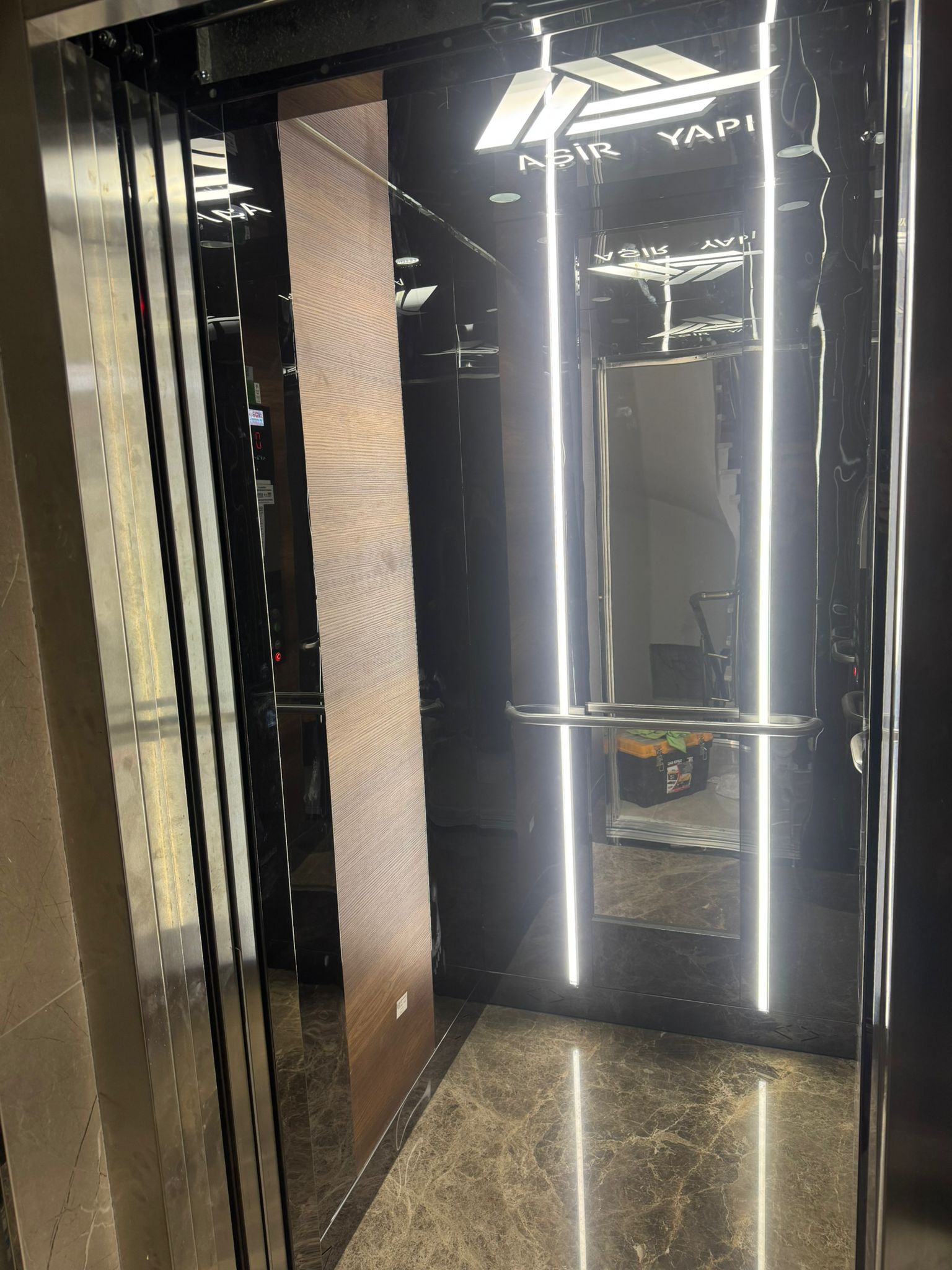 Yüksek Hızlı Asansör